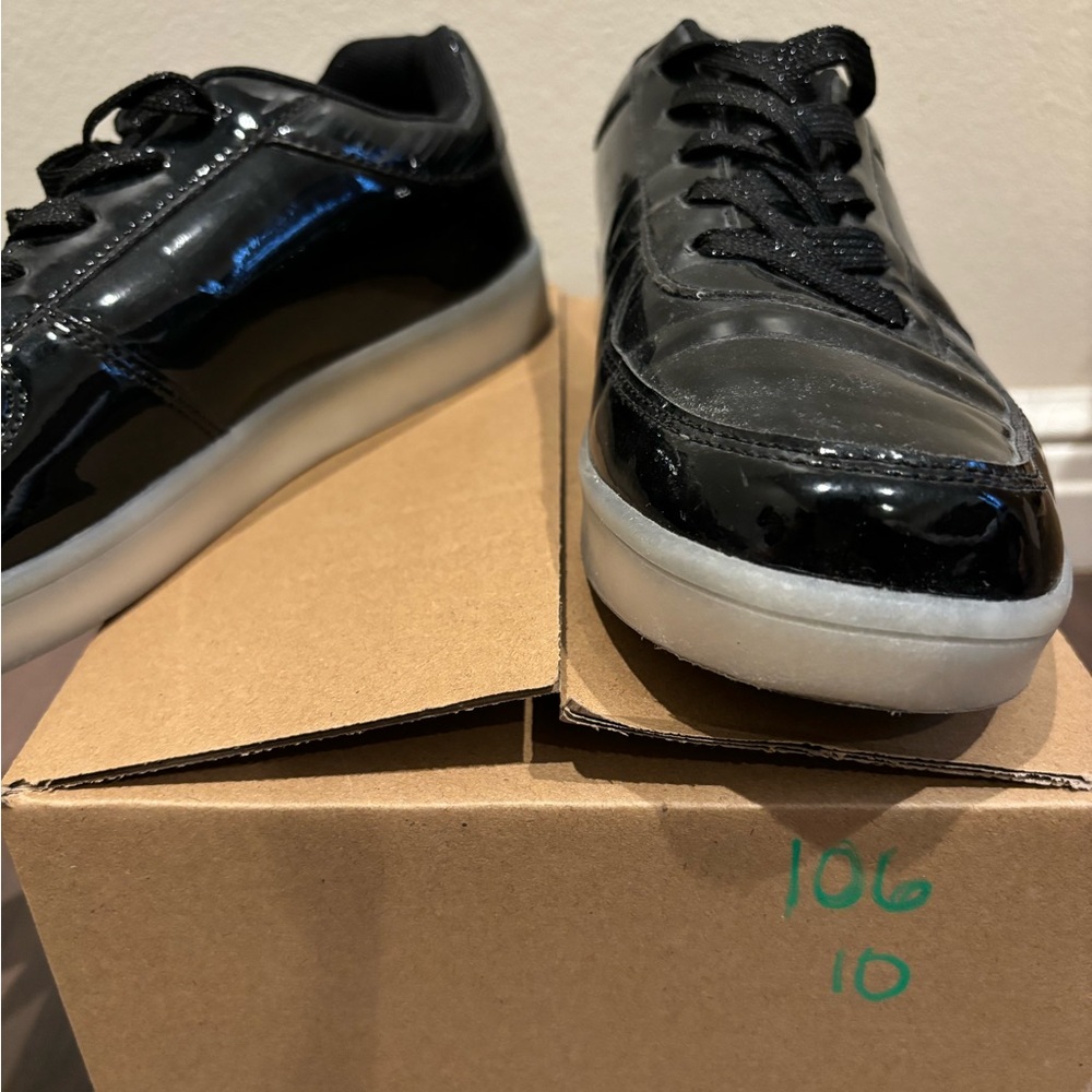 Black shoes size 10 women